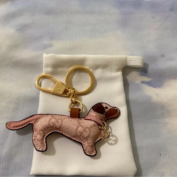Gucci Puppy-Shaped Keychain - Picture 2 of 6